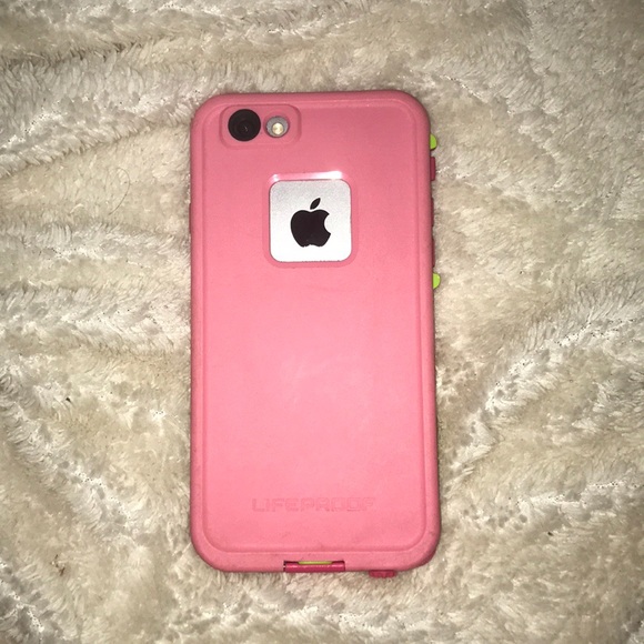 LifeProof Accessories - SOLD Lifeproof pink FRE case (iPhone 6/6s)